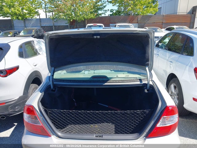 40083202 :رقم المزاد ، 4T1BE32K64U307192 vin ، 2004 Toyota Camry Le/xle/se مزاد بيع