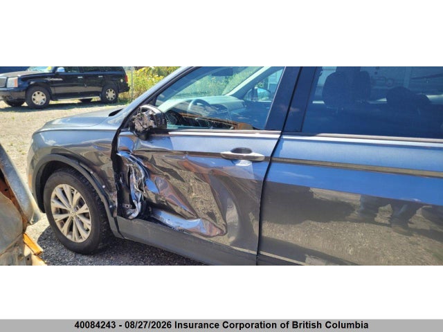 3VV0B7AX1JM012575 Volkswagen TIGUAN S