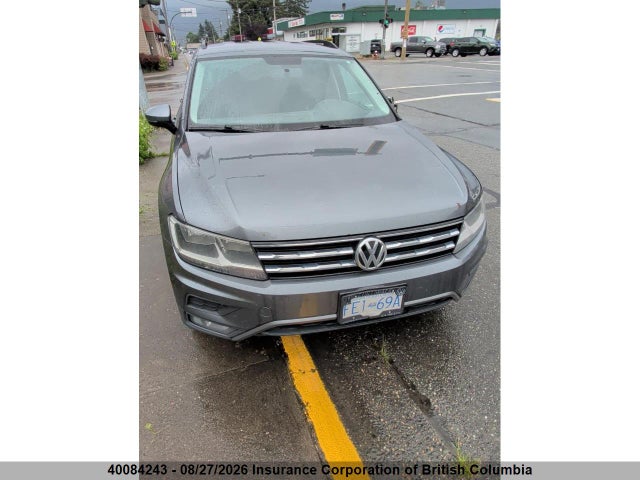 3VV0B7AX1JM012575 Volkswagen TIGUAN S