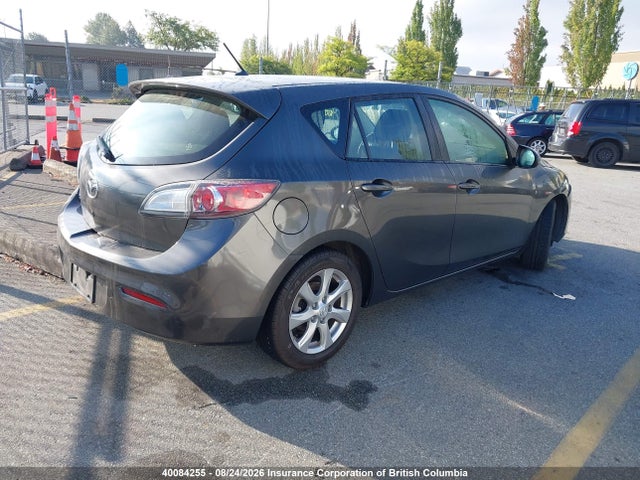 40084255 :رقم المزاد ، JM1BL1KF0B1382972 vin ، 2011 Mazda 3 I مزاد بيع