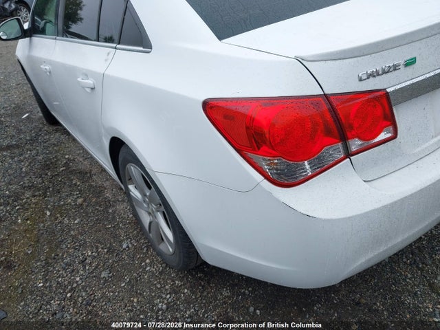 1G1P75SZ0F7293989 Chevrolet Cruze