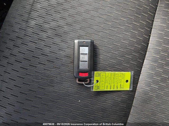 JA4JZ3AX9FZ603339 Mitsubishi Outlander Se