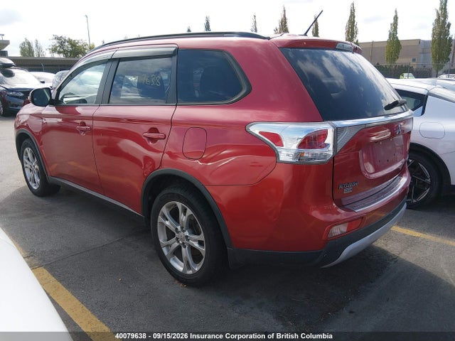 JA4JZ3AX9FZ603339 Mitsubishi Outlander Se
