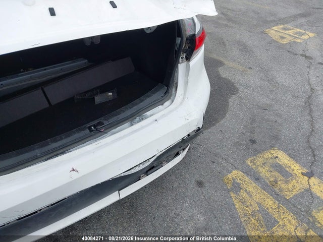 5YFBPMBE6NP321087 Toyota Corolla Le/xle