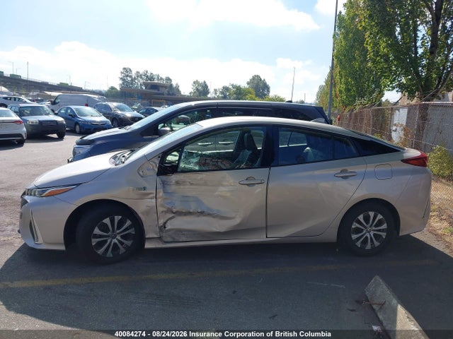 JTDKARFP0L3133245 Toyota Prius