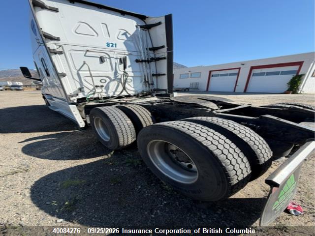 Freightliner New Cascadia 126 2022 1FUJHHDR9NLMW8540 Image 4
