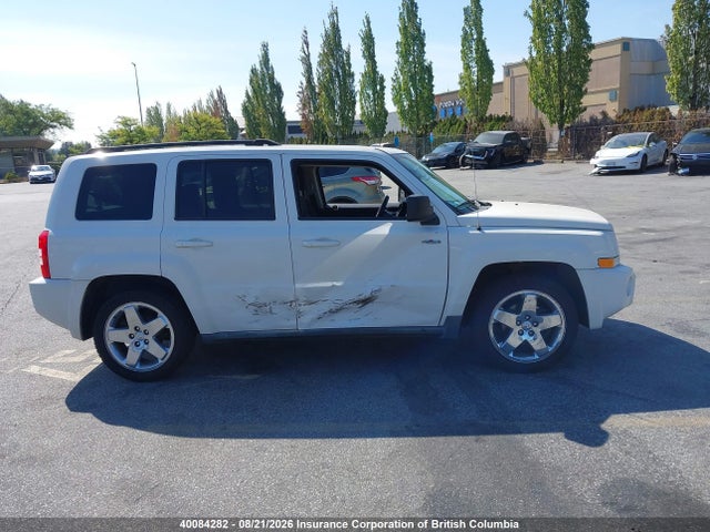 2010 Jeep Patriot Sport მანქანა იყიდება აუქციონზე, vin: 1J4NT2GA3AD555763, აუქციონის ნომერი: 40084282