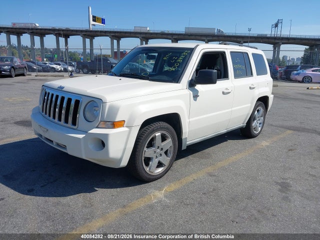 2010 Jeep Patriot Sport მანქანა იყიდება აუქციონზე, vin: 1J4NT2GA3AD555763, აუქციონის ნომერი: 40084282