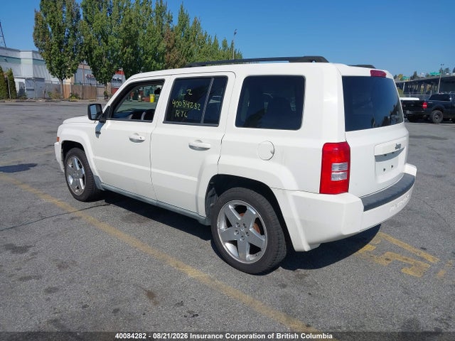2010 Jeep Patriot Sport მანქანა იყიდება აუქციონზე, vin: 1J4NT2GA3AD555763, აუქციონის ნომერი: 40084282