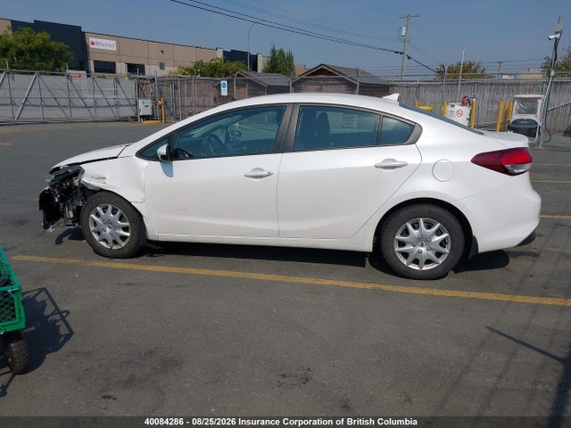 KIA Forte 2017 3KPFK4A77HE071089 Image 15