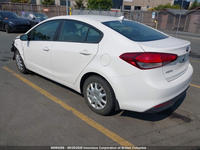 KIA Forte 2017 3KPFK4A77HE071089 Image 3