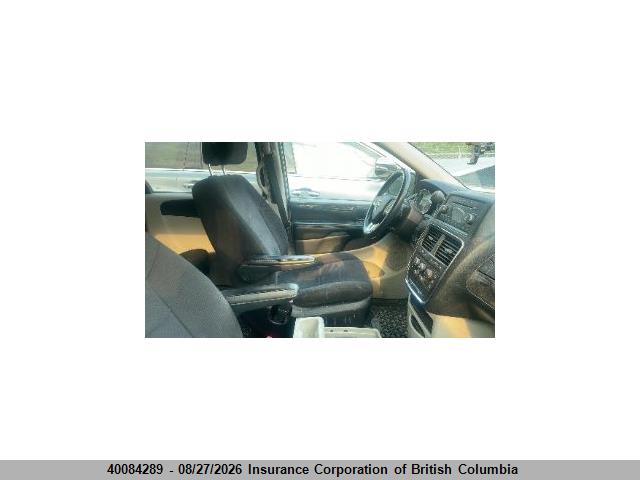 40084289 :رقم المزاد ، 2D4RN4DG0BR673485 vin ، 2011 Dodge Grand Caravan Express مزاد بيع
