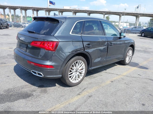 WA1C4AFY8J2033722 Audi SQ5