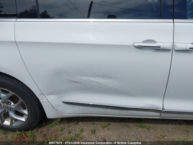 Chrysler Pacifica Limited 2017 2C4RC1GG1HR536089 Image 23