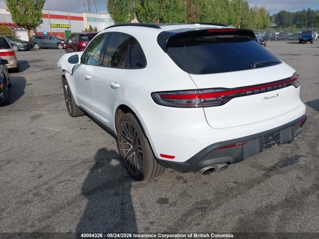 Porsche Macan 2023 WP1AG2A55PLB40137 Image 3