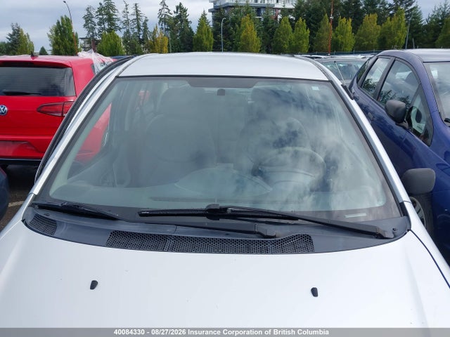 2000 Toyota Echo მანქანა იყიდება აუქციონზე, vin: JTDBT1232Y0047894, აუქციონის ნომერი: 40084330