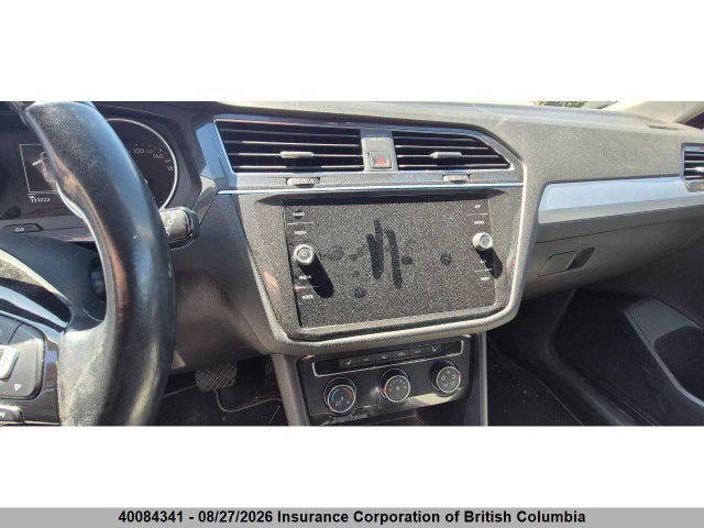 3VV0B7AX1JM139424 Volkswagen TIGUAN S