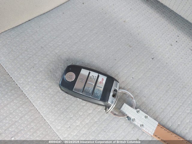 KIA SEDONA LX 2018 KNDMB5C1XJ6358413 Image 11