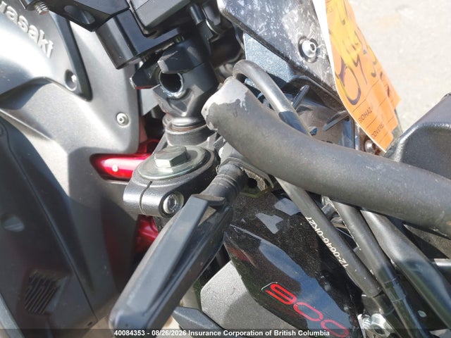 ML5ZRDF11MDA44265 Kawasaki Zr900 F