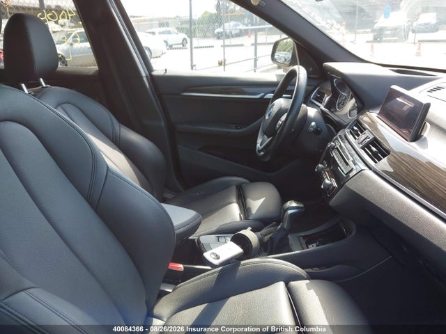 BMW X1 2017 WBXHT3C36H5F75614 Image 5