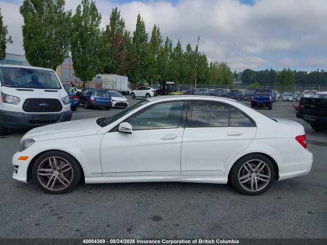 Aukcja sprzedaży 2013 Mercedes-benz C 300 4matic, vin: WDDGF8AB3DA845734, numer aukcji: 40084369