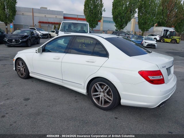 Aukcja sprzedaży 2013 Mercedes-benz C 300 4matic, vin: WDDGF8AB3DA845734, numer aukcji: 40084369