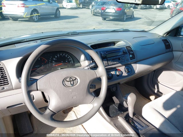 2004 Toyota Camry მანქანა იყიდება აუქციონზე, vin: 4T1BE32K14U306077, აუქციონის ნომერი: 40084374