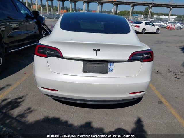 Продажа на аукционе авто 2021 Tesla Model 3, vin: 5YJ3E1EA9MF061361, номер лота: 40084393