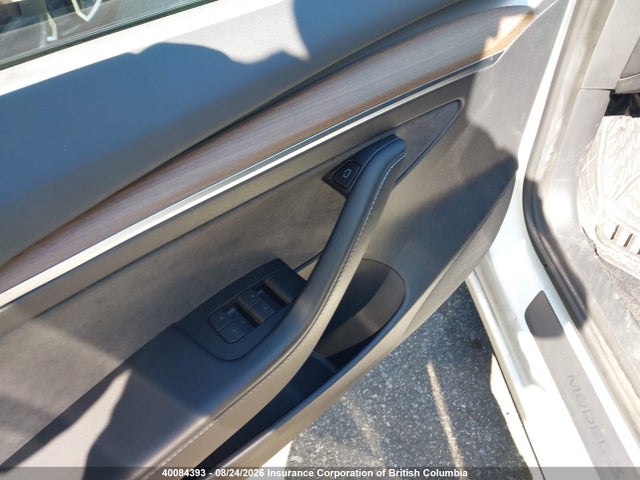 Продажа на аукционе авто 2021 Tesla Model 3, vin: 5YJ3E1EA9MF061361, номер лота: 40084393