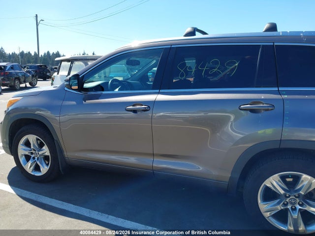 40084429 :رقم المزاد ، 5TDDKRFH7GS314247 vin ، 2016 Toyota Highlander Limited/ltd Platinum مزاد بيع