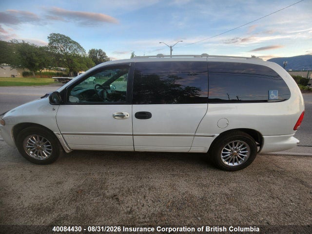 Продажа на аукционе авто 2000 Chrysler Town & Country Limited, vin: 1C4GP64L2YB713340, номер лота: 40084430