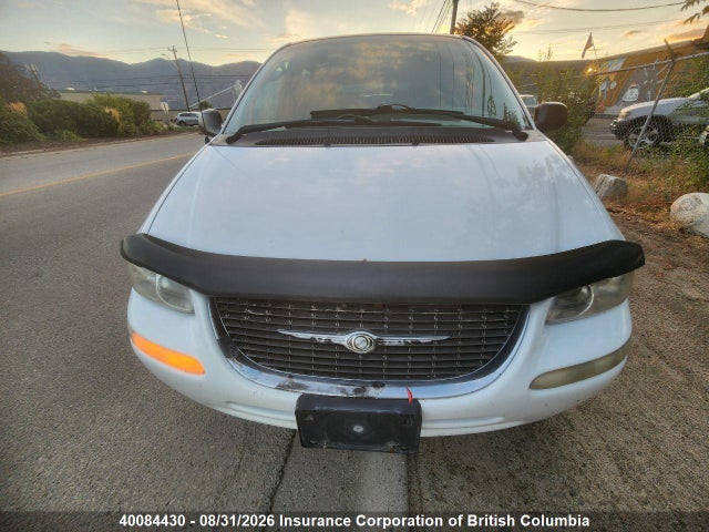 Продажа на аукционе авто 2000 Chrysler Town & Country Limited, vin: 1C4GP64L2YB713340, номер лота: 40084430