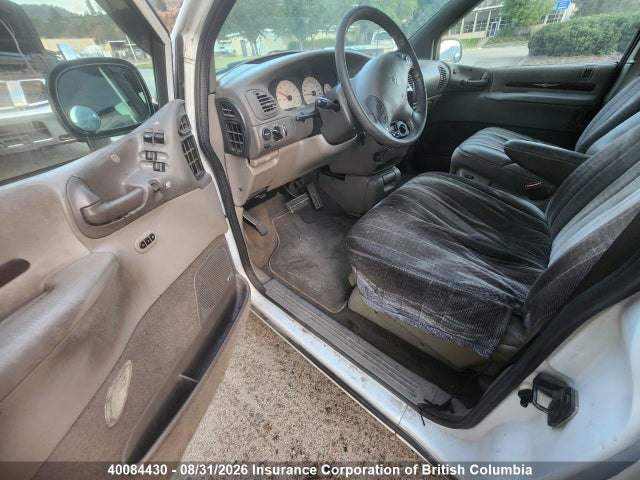 Продажа на аукционе авто 2000 Chrysler Town & Country Limited, vin: 1C4GP64L2YB713340, номер лота: 40084430