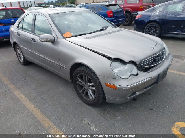 2004 Mercedes-benz C 230k Sport Sedan მანქანა იყიდება აუქციონზე, vin: WDBRF40JX4F549664, აუქციონის ნომერი: 40077344