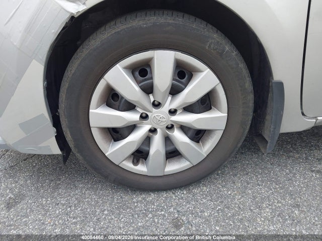 40084460 :رقم المزاد ، 2T1BURHE1FC292273 vin ، 2015 Toyota Corolla L/le/le Pls/prm/s/s Pls مزاد بيع