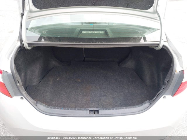 40084460 :رقم المزاد ، 2T1BURHE1FC292273 vin ، 2015 Toyota Corolla L/le/le Pls/prm/s/s Pls مزاد بيع