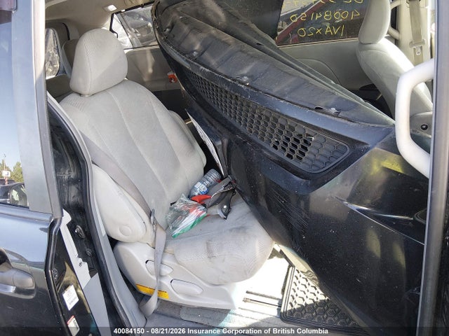 Продажа на аукционе авто 2011 Toyota Sienna, vin: 5TDZK3DC2BS006180, номер лота: 40084150