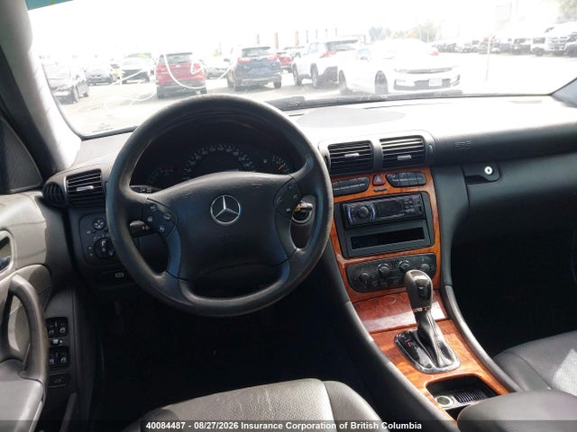 Продажа на аукционе авто 2004 Mercedes-benz C 240 4matic, vin: WDBRF81J54F450384, номер лота: 40084487