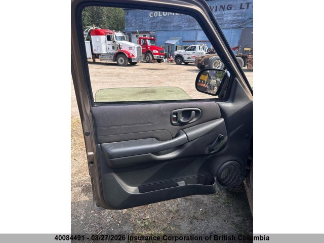 Aukcja sprzedaży 2005 Gmc Jimmy, vin: 1GKCT18X15K114858, numer aukcji: 40084491