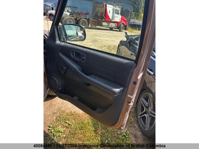 Aukcja sprzedaży 2005 Gmc Jimmy, vin: 1GKCT18X15K114858, numer aukcji: 40084491