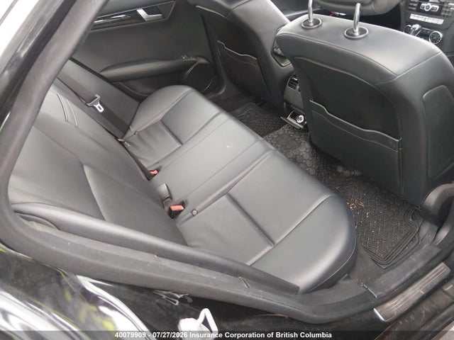 2013 Mercedes-benz C 350 4matic მანქანა იყიდება აუქციონზე, vin: WDDGF8JB8DA745046, აუქციონის ნომერი: 40079909