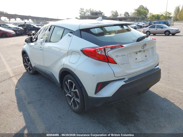 Toyota C-HR 2021 JTNKHMBX4M1105798 Image 3