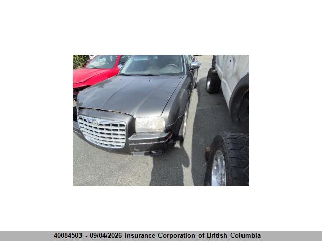 2009 Chrysler 300 მანქანა იყიდება აუქციონზე, vin: 2C3KA53VX9H564679, აუქციონის ნომერი: 40084503