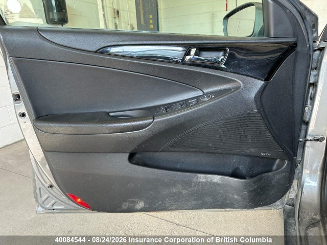 40084544 :رقم المزاد ، 5NPEC4AC4DH506503 vin ، 2013 Hyundai Sonata Limited W/navi مزاد بيع