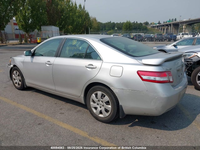 40084563 :رقم المزاد ، 4T1BF3EK8AU058351 vin ، 2010 Toyota Camry مزاد بيع