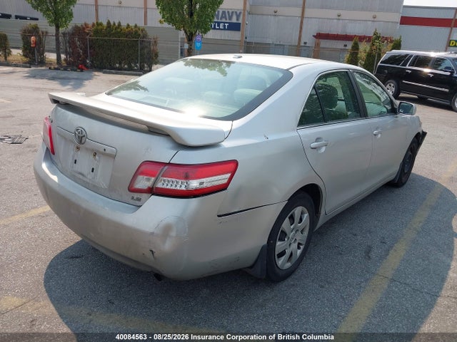 40084563 :رقم المزاد ، 4T1BF3EK8AU058351 vin ، 2010 Toyota Camry مزاد بيع