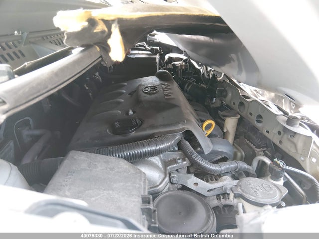 VNKKTUD34JA096780 Toyota Yaris L/le/se