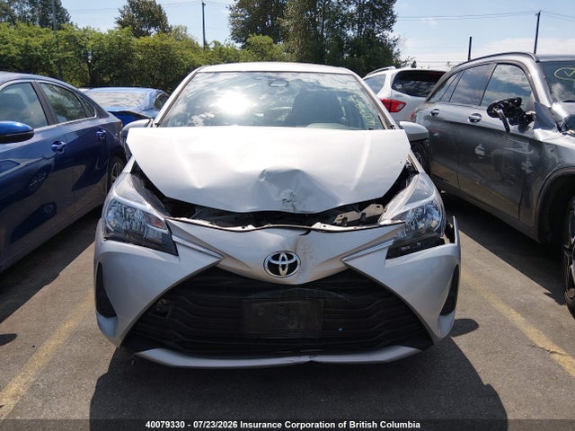 VNKKTUD34JA096780 Toyota Yaris L/le/se