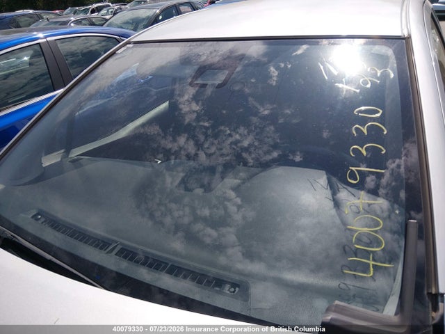 VNKKTUD34JA096780 Toyota Yaris L/le/se