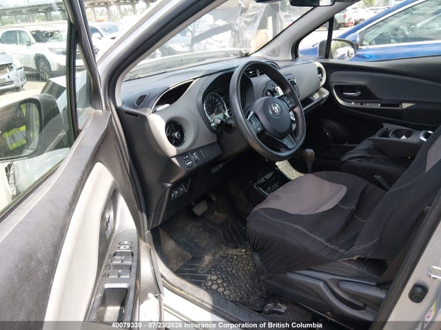 VNKKTUD34JA096780 Toyota Yaris L/le/se